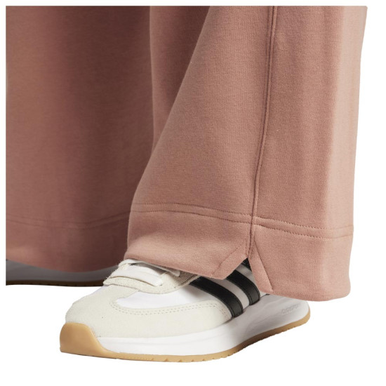 Adidas Γυναικείο παντελόνι φόρμας ALL SZN Pants Adidas Γυναικείο παντελόνι φόρμας ALL SZN Pants